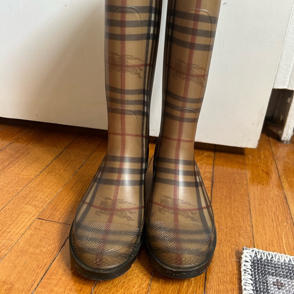 Burberry Tan Plaid Women's Rain Boots